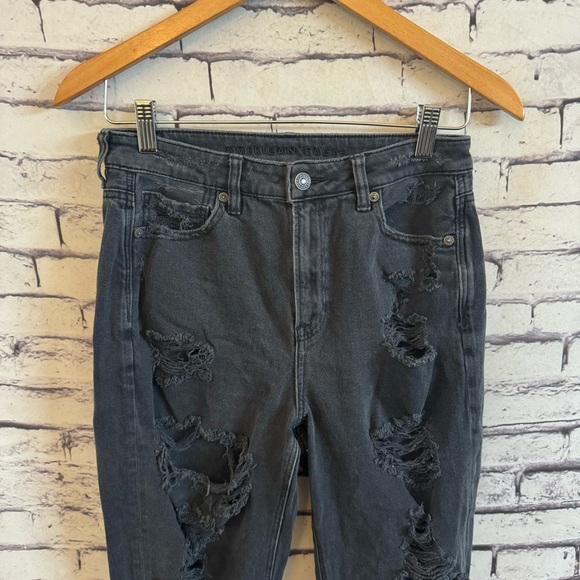 American Eagle Mom Jeans Comfort Stretch Waistband SZ 4 - Picture 5 of 5